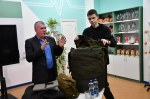 Ученики Ливенской школы № 1 встретились с участником добровольческого отряда «БАРС-Белгород» Игорем Шишлянниковым.