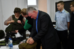 Ученики Ливенской школы № 1 встретились с участником добровольческого отряда «БАРС-Белгород» Игорем Шишлянниковым.
