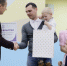 Вячеслав Гладков передал 23 молодым семьям сертификаты на приобретение или строительство жилья - Сетевое издание Знамя труда-31