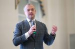 Главы муниципалитетов обсудили с министром транспорта России развитие транспортной отрасли.