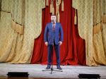 В Белгородском государственном академическом драматическом театре имени М.С. Щепкина состоялось торжественное мероприятие, посвященное Дню учителя.